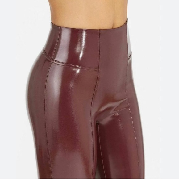 SPANX Faux Patent Leather Leggings in Color Ruby, Size Petite Large - Picture 7 of 8